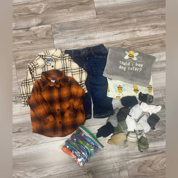 Old Navy Other - Old Navy Baby Boy Size 6-12 Month Lot Shirts Pants Fork Spoon Bib Socks